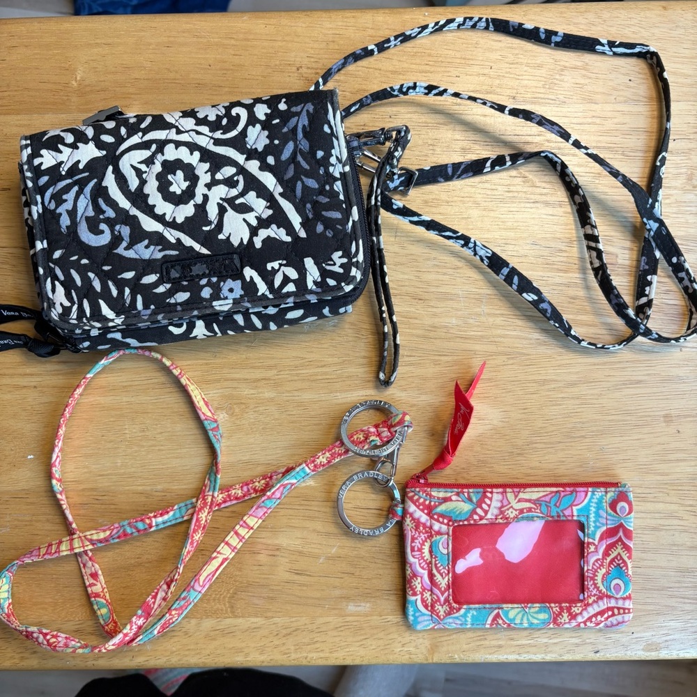 Vera Bradley Black and White Floral Crossbody Bag with Colorful ID Holder - Picture 8 of 12